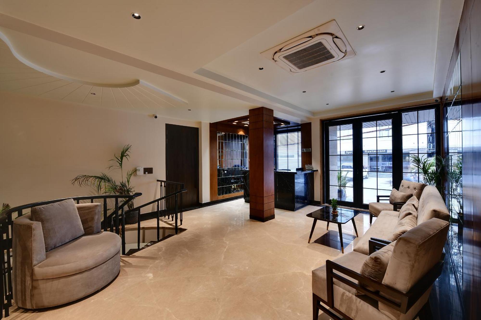 Quality Inn City Centre Varanasi Eksteriør bilde